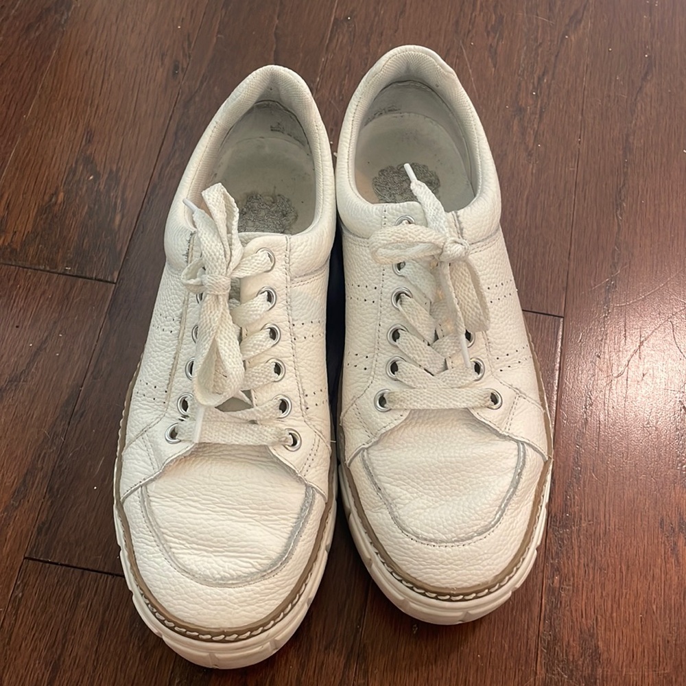 Vince Camuto white sneakers size 6.5